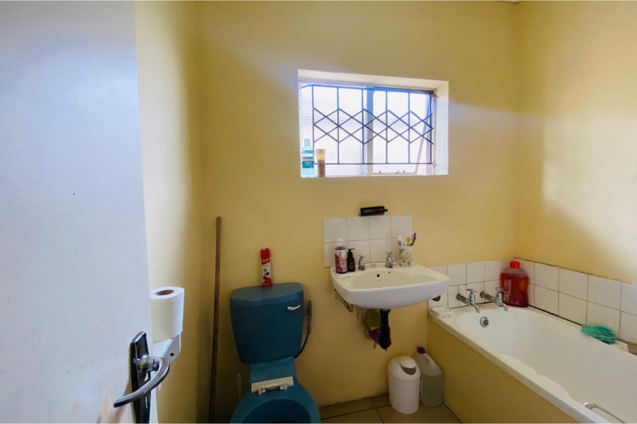 2 Bedroom Property for Sale in Zamdela Free State